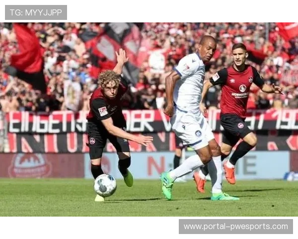 勒沃库森6-0海登海姆，射手榜前三占两席